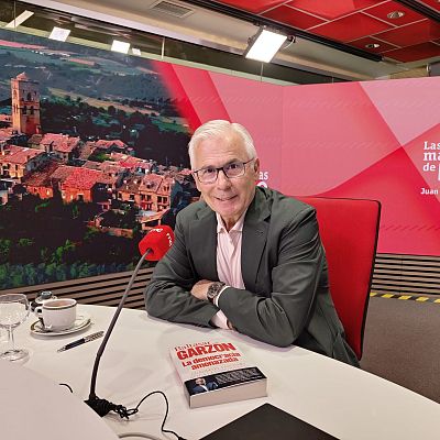 \"Me sorprende que los sumarios ya se instruyan en los medios\" - Las mañanas de RNE | Ver
