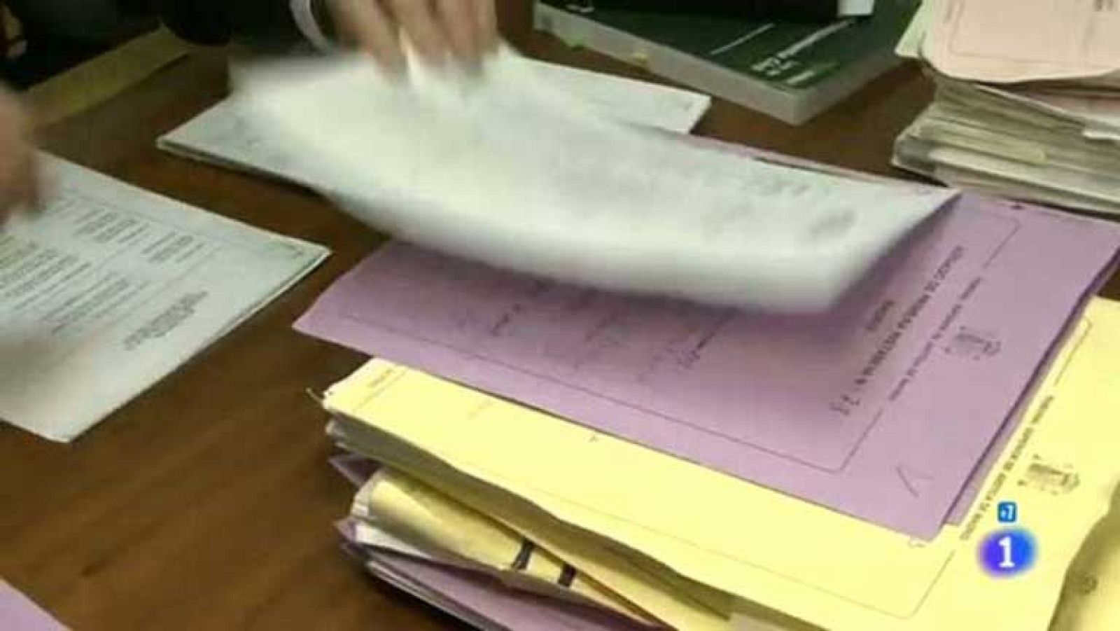 Comando actualidad - El precio de alquilar - Casos de desahucios de inquilinos morosos - Comando Actualidad | Ver