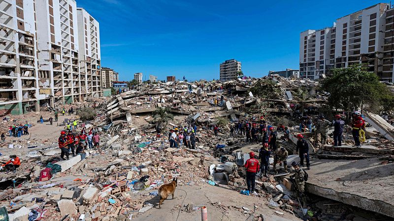 RTVE en La Guaira, la zona más afectada por los dos terremotos - Informativo 24h | Ver
