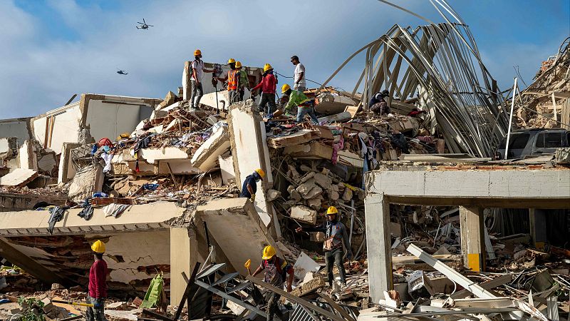 Deportados por el ICE y atrapados en los terremotos de Venezuela | Ver