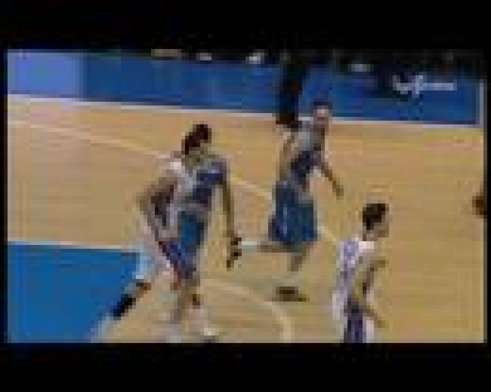 Baloncesto en RTVE: Cajasol 63-71 Blusens Monbus | RTVE Play