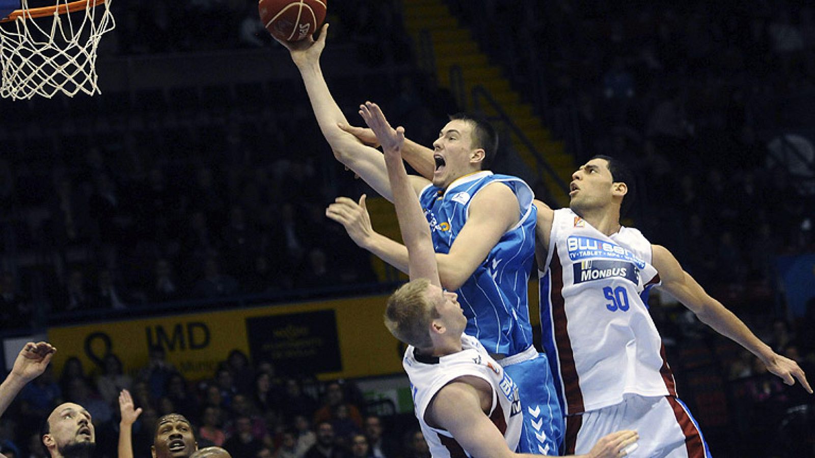 Cajasol 63-71 Blusens Monbus - Baloncesto en RTVE | Ver