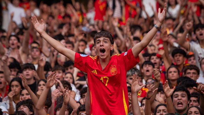 Felicidad y mucho sueño: España vive un lunes dulce tras ganar el Mundial