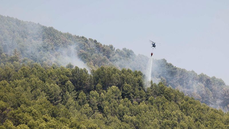 Incendio Vall d’Uixó: 9.644 hectáreas y 7.000 evacuados hoy | Ver