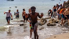 Una nueva crisis migratoria desborda la capacidad de respuesta de Ceuta