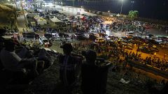 Se espera una noche larga y tensa en Ceuta y Melilla