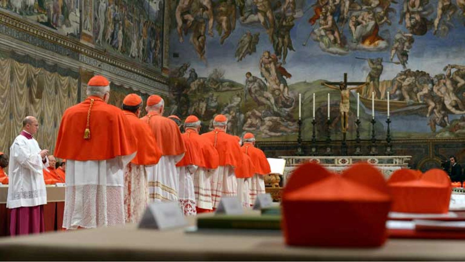 Telediario 1: Segundo día de Cónclave en Vaticano | RTVE Play