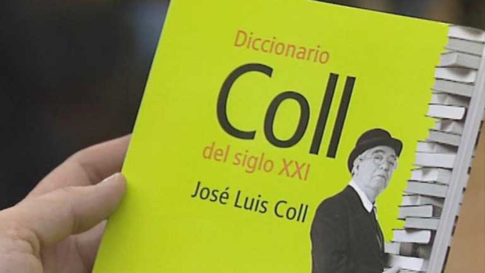Mario Coll ha escrito "El DiccioMario", un libro de humor que juega con el lenguaje