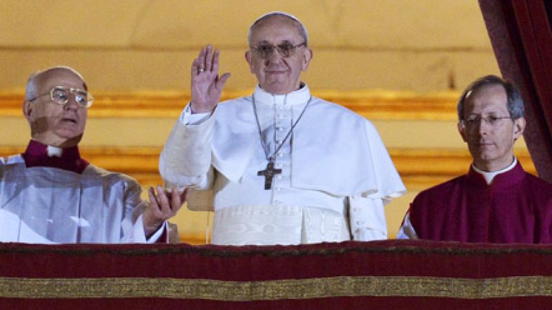 Las primeras palabras del nuevo papa Jorge Mario Bergoglio, Francisco