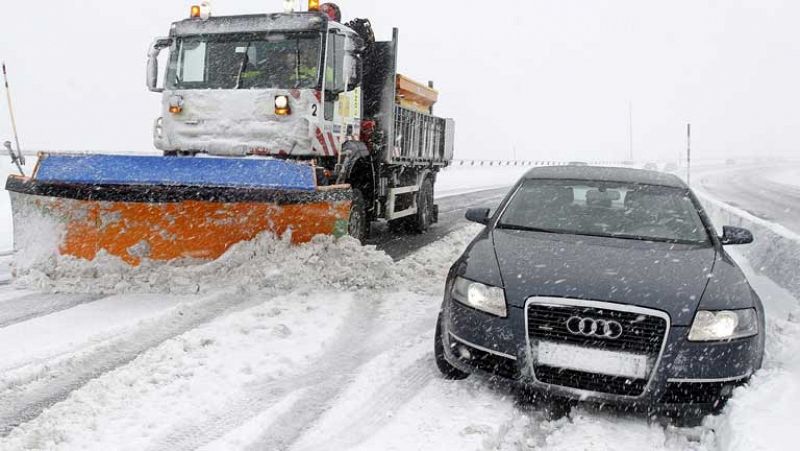 Nevadas en cotas bajas de la mitad norte peninsular y Baleares