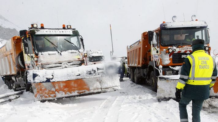 Nieva en varias comunidades