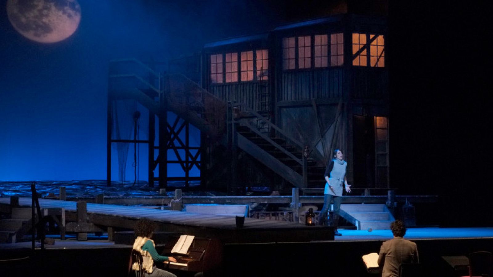 'Marina' reúne ópera y zarzuela en un mismo escenario | Ver