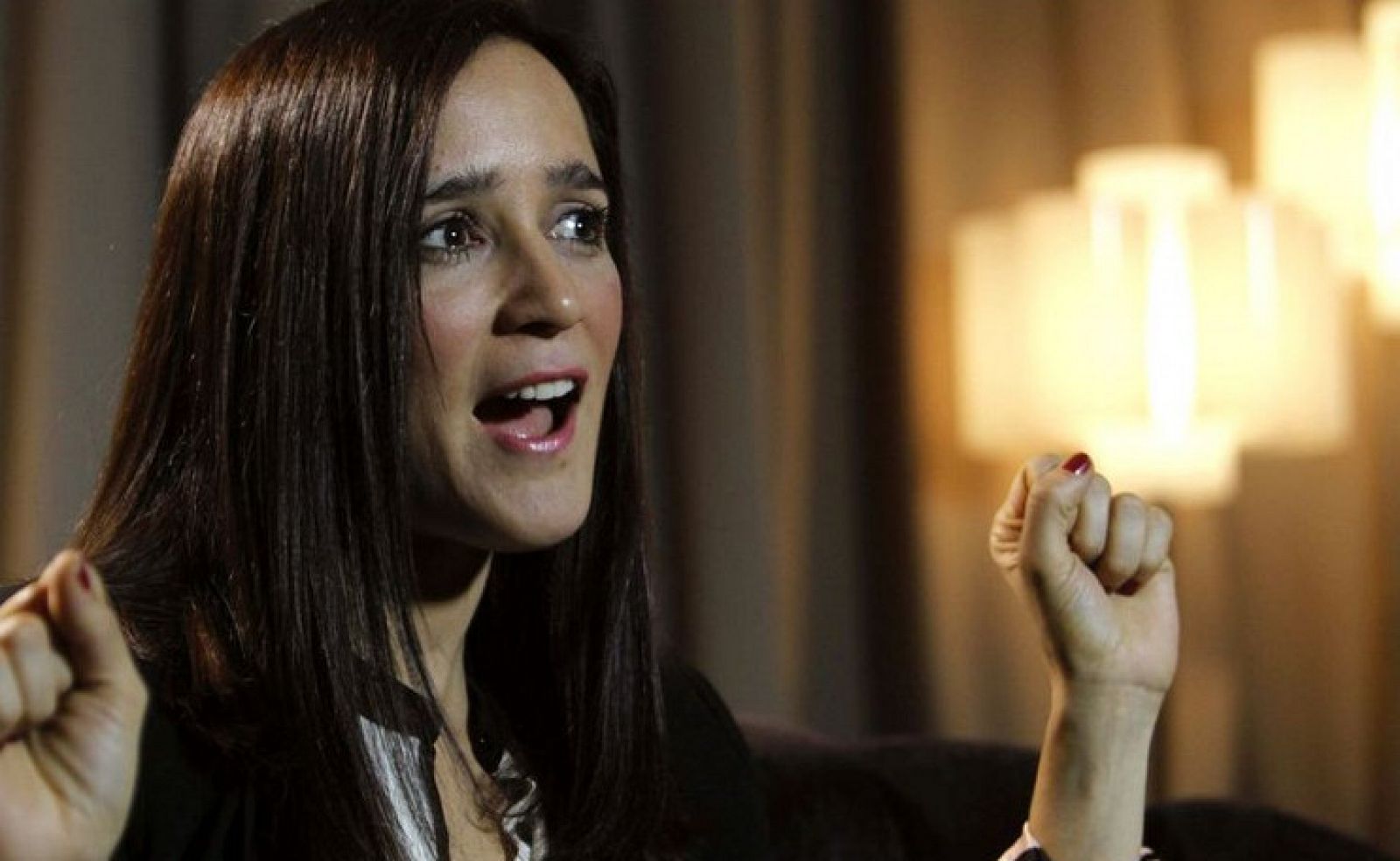 Julieta Venegas reivindica sus raíces con 'Los momentos'