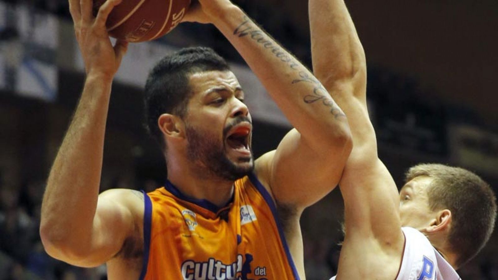 Baloncesto en RTVE: Blusens Monbus 74-80 Valencia Basket | RTVE Play