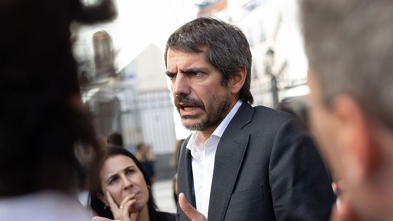 El ministro de Cultura, Ernest Urtasun, en el Congreso.