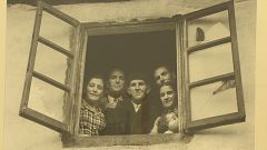 100 años de Piedad Isla en la retrospectiva del CNFoto de Torrelavega