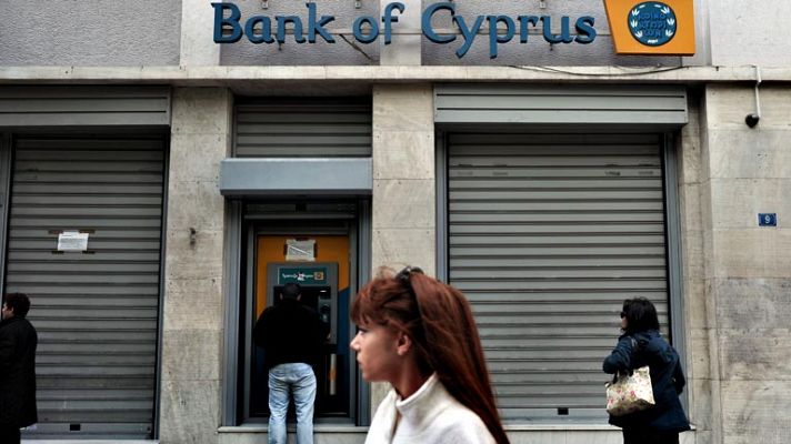 Chipre busca acordar el rescate