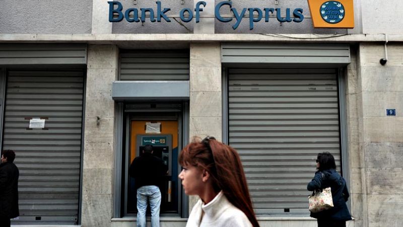 Nicosia plantea que se elimine la tasa por el rescate a los depósitos menores de 20.000 euros 