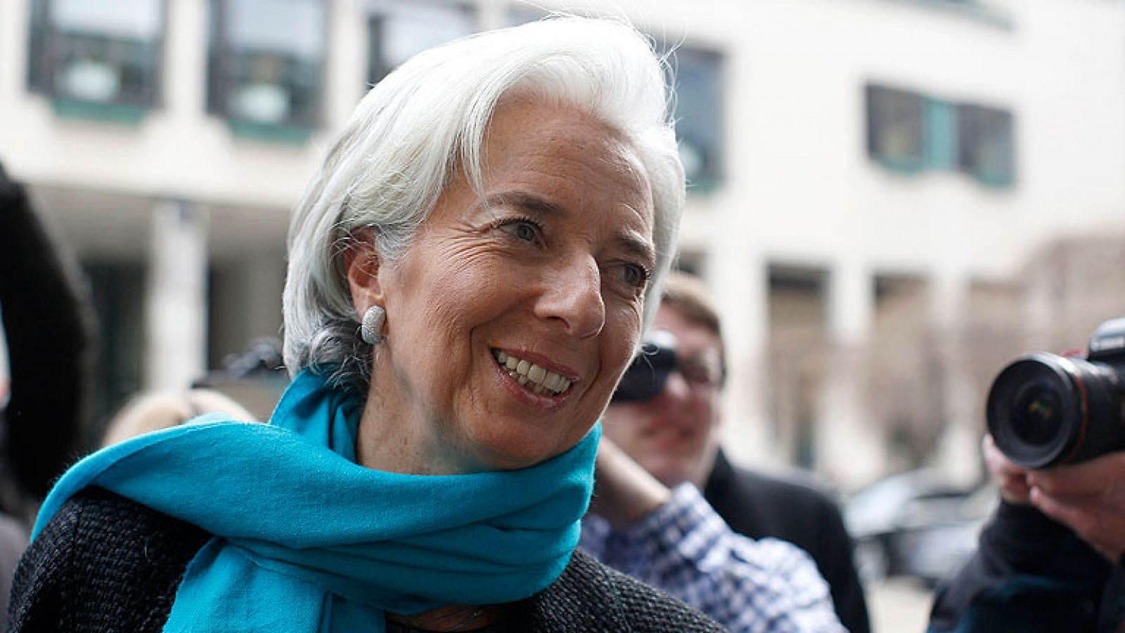 Informativo 24h: Registro en casa de Lagarde  | RTVE Play