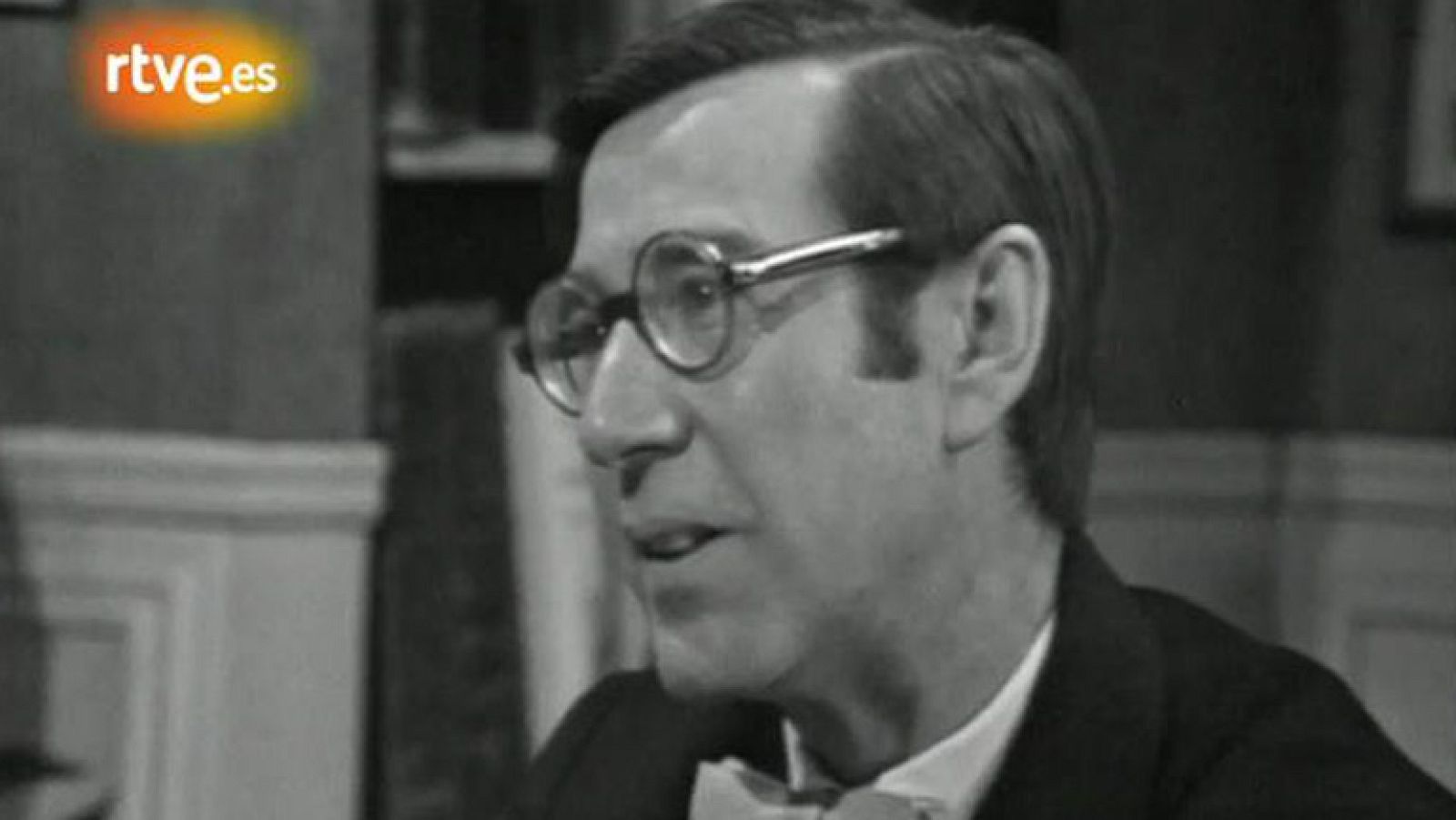 La tía de Ambrosio - Capítulo 2 - El fetiche