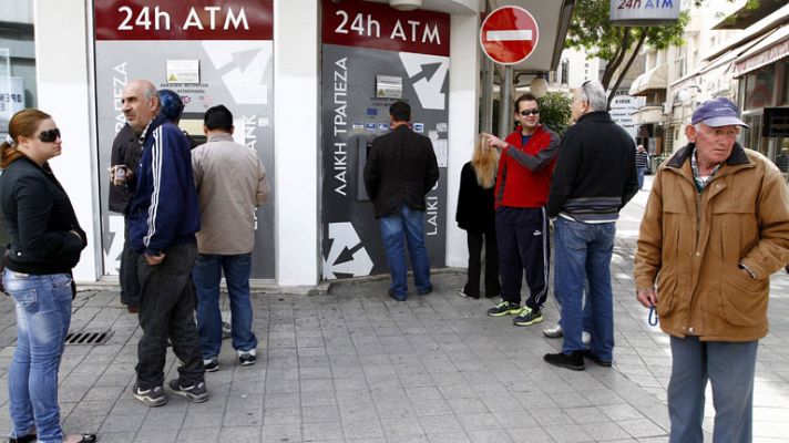 Chipre aplaza la votación