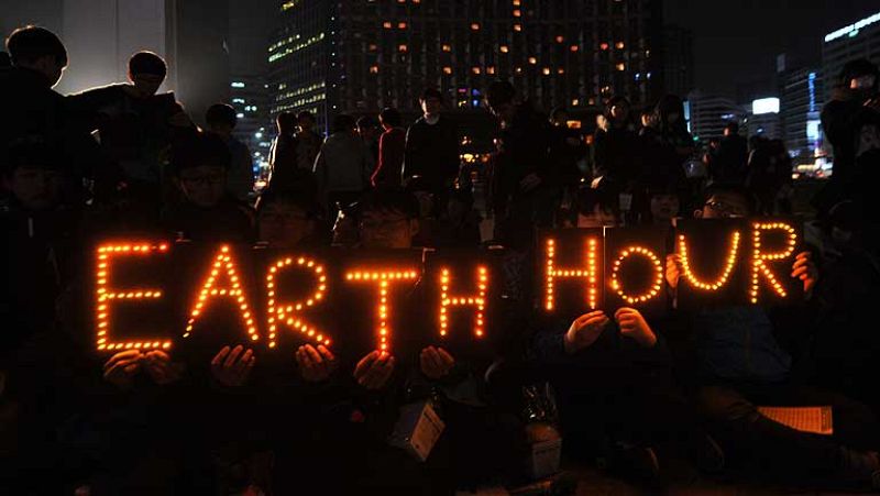 Más de 220 ciudades se suman hoy a 'La Hora del Planeta'