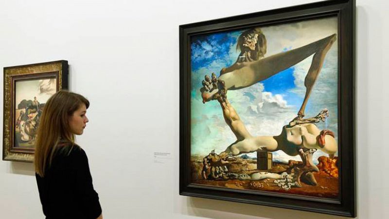 Largas colas en el Museo Pompidou para ver la exposición de Dalí 