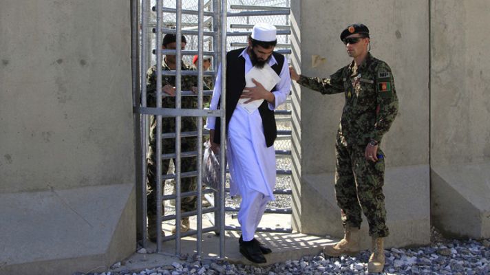 Telediario 1 - EE.UU. transfiere la prisión de Bagram al Gobierno afgano