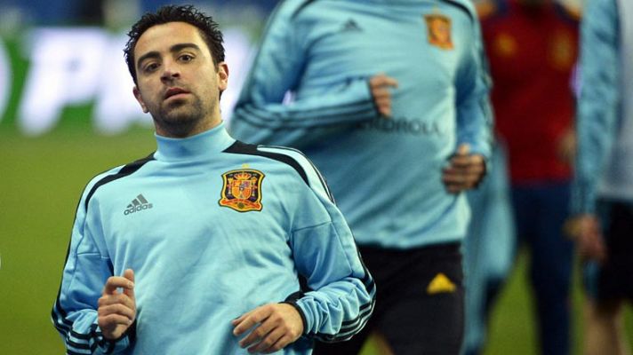 Xavi Hernández y Xabi Alonso, claves contra Francia