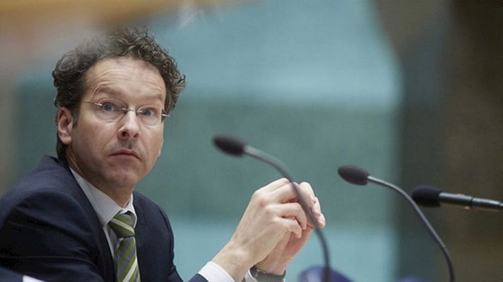 Telediario 1 - Bruselas abre la puerta a que grandes ahorradores paguen futuros rescates bancarios