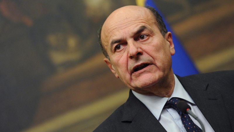 En Italia, Bersani está en manos de Berlusconi para formar gobierno 