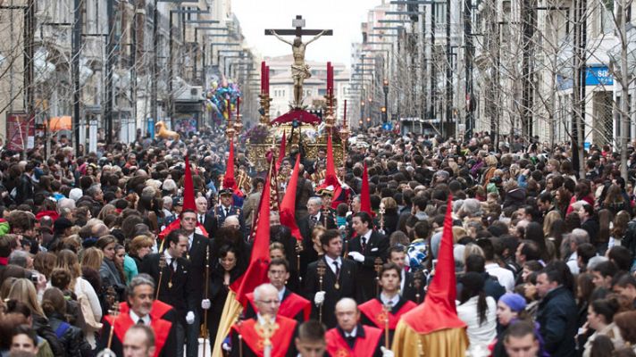 Salida del cristo de los Gitanos, en Granada