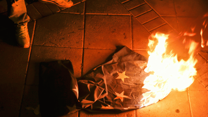 Informativo 24h - Chipre se prepara para la reapertura de sus bancos, tras 13 días de cierre