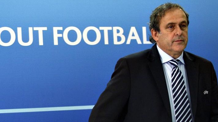 Telediario 1 - La UEFA quiere acabar con el racismo en el fútbol