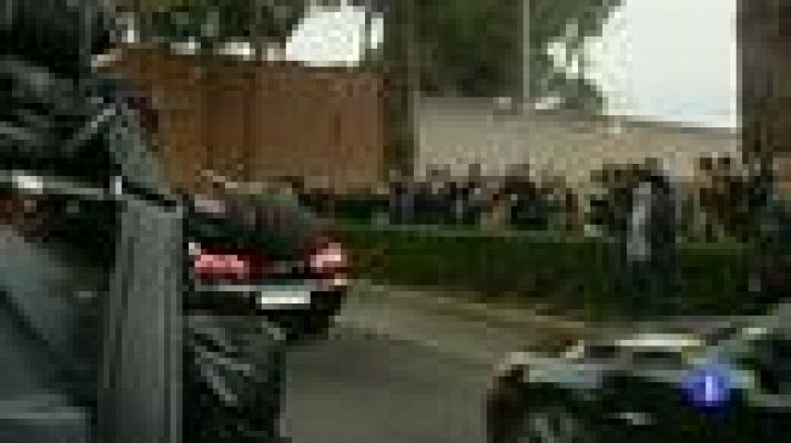 Telediario 1 - El papa oficia el Jueves Santo