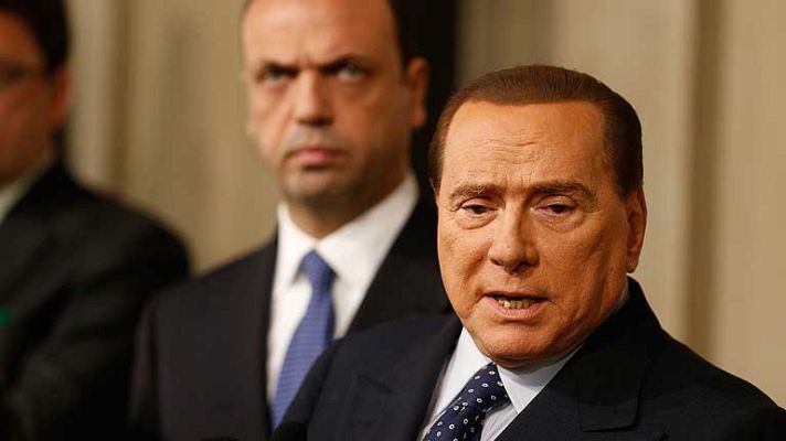 Telediario 1 - Napolitano media con los partidos para lograr formar gobierno en Italia