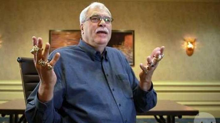 Telediario 1 - Phil Jackson presume de anillos en Twitter