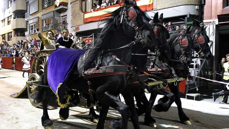 Tres mil figurantes y 400 caballos en la procesión de Lorca 