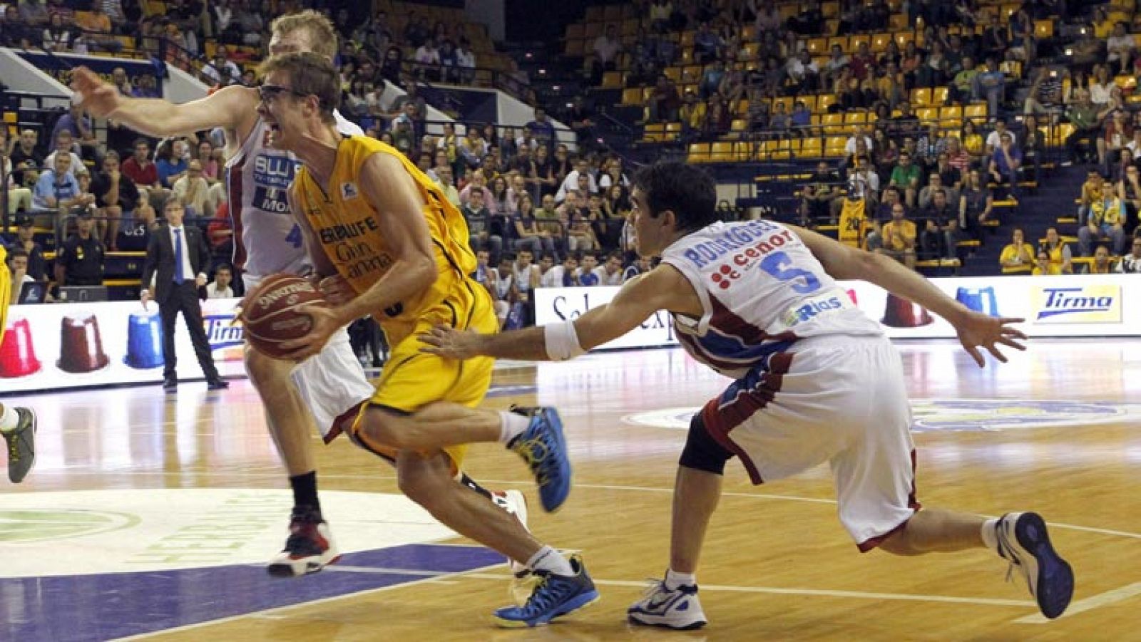 Baloncesto en RTVE: Herbalife Gran Canaria 70-72 Blusens Monbus | RTVE Play