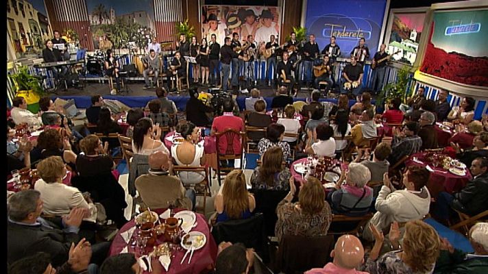 Tenderete - Tenderete - 30/04/13 Isabel González y la parranda El Mejunje