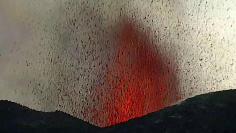 La Noche Temática - Los volcanes más mortíferos - Comienzo