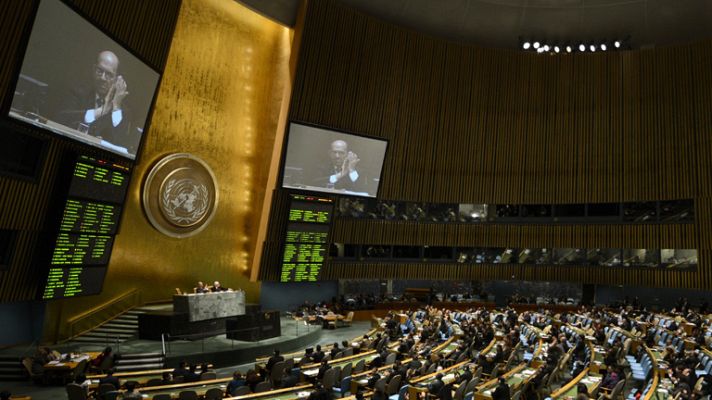 La tarde en 24h - La ONU aprueba un Tratado sobre el Comercio de Armas tras años de negociaciones