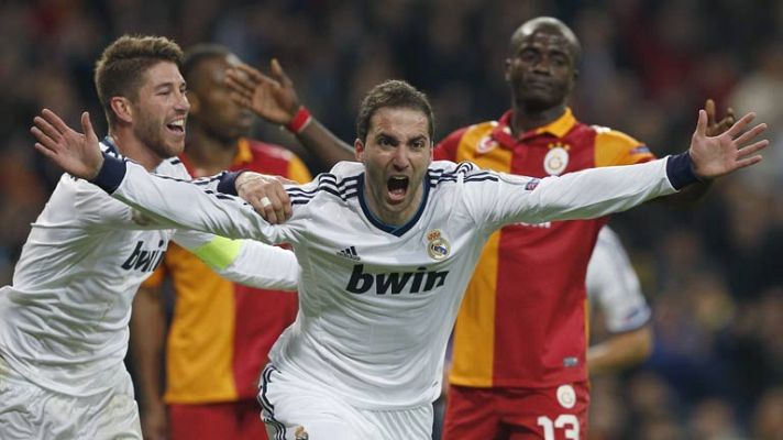 Champions League - Higuaín establece el 3-0 definitivo