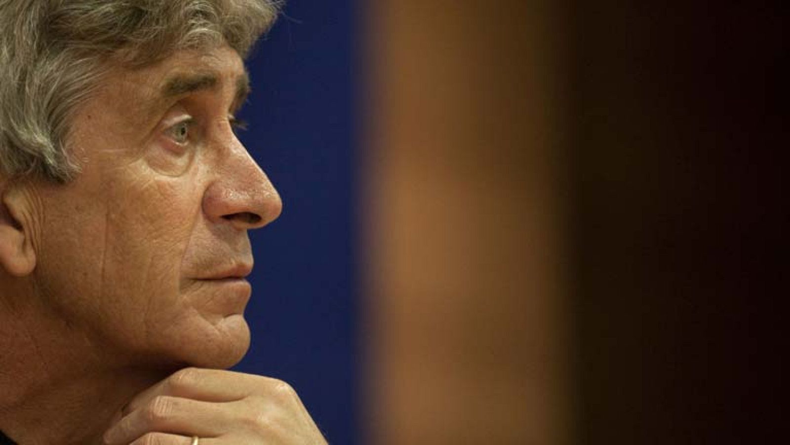 El entrenador del Málaga CF, Manuel Pellegrini, describió como "un gran partido con ocasiones para ambos equipos" el encuentro contra el Borussia Dortmun, que terminó sin goles. Hemos jugado con un conjunto muy difícil. Ellos en casa van a tener el m