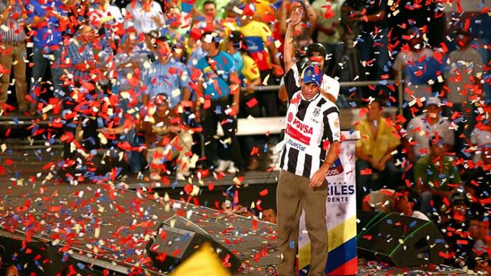 Telediario 1 - Maduro y Capriles se acusan