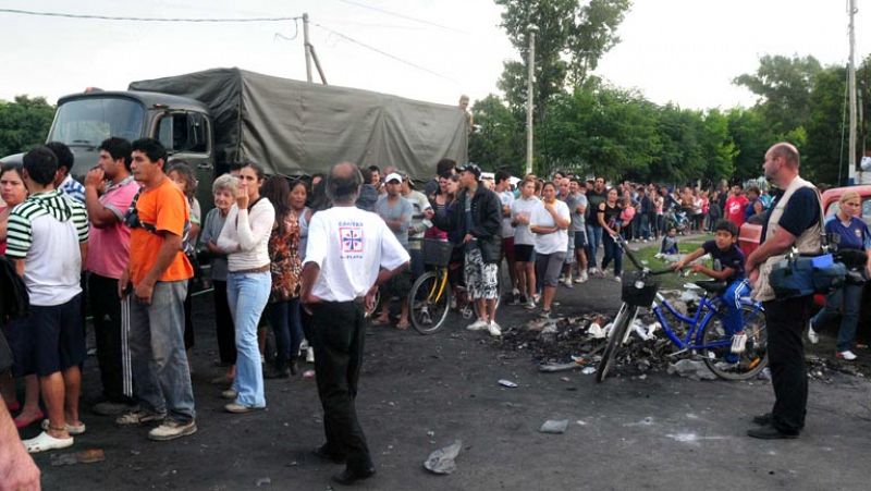 Protestas en Argentina por la falta de previsión ante las inundaciones 