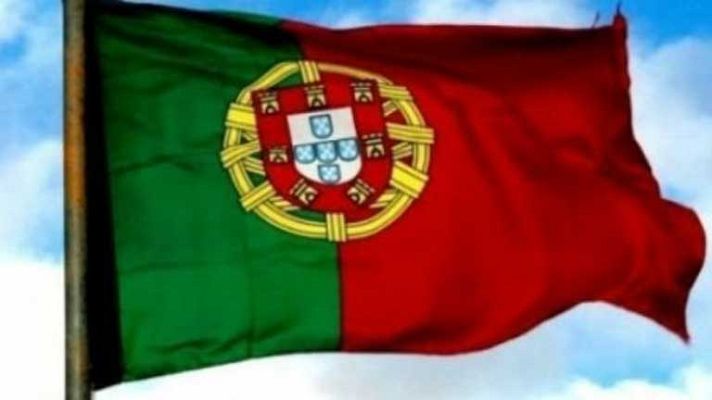 Telediario 1 - Portugal rechaza presupuestos