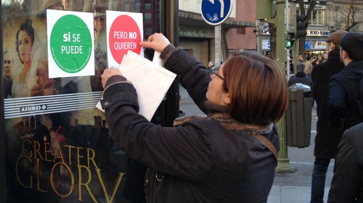 Telediario 1 - Escrache ante la casa de la vicepresidenta de Sáenz de Santamaría