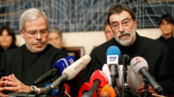 Telediario 1 - El Gobierno portugués se reúne de urgencia tras el veto del TC a los recortes