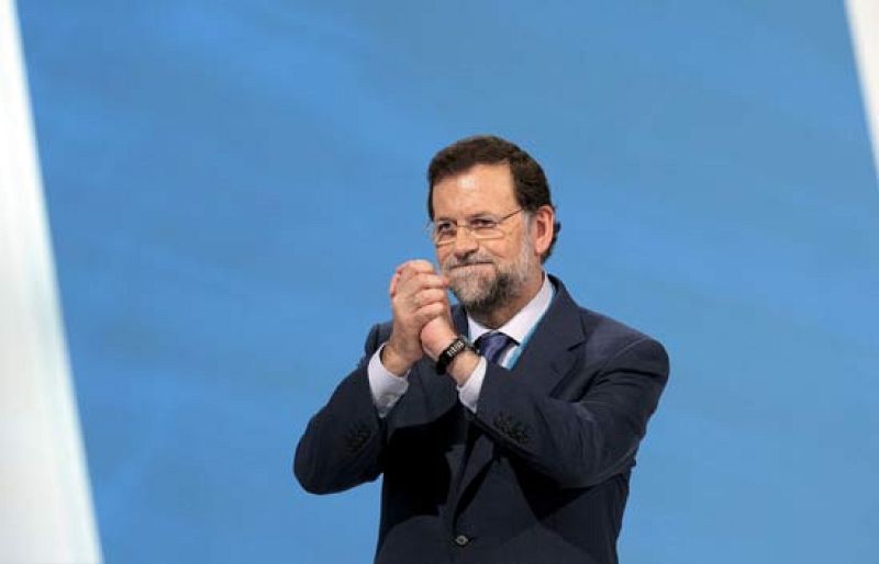 Mariano Rajoy ha sido reelegido presidente del PP con el apoyo del 84,24% de los compromisarios que han ejercido su derecho al voto en el XVI Congreso Nacional del partido, 409 de los cuales votaron en blanco (21/06/08).